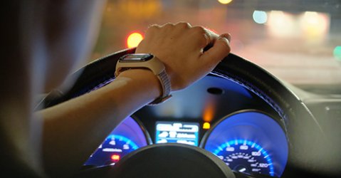 Elektrohidraulikus szervószivattyú az autózásban